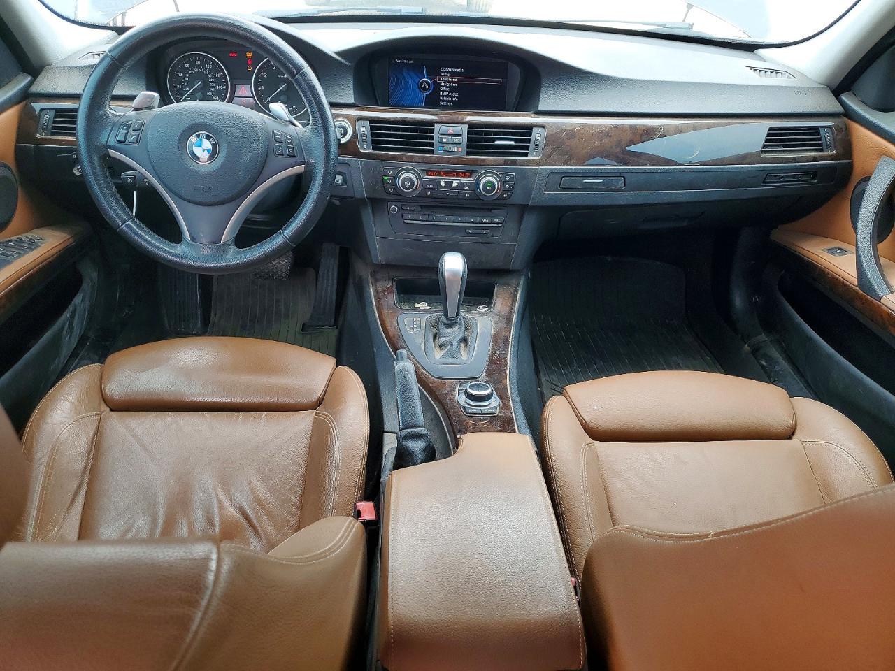 2010 BMW 3 series VIN WBAPH7G58ANM52183 photo 8