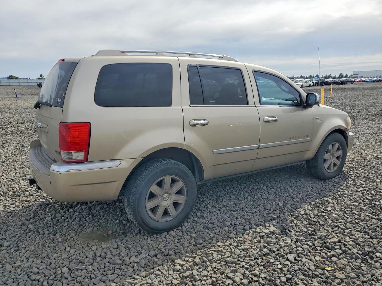 2008 Chrysler Aspen VIN 1A8HW58278F159121 photo 3