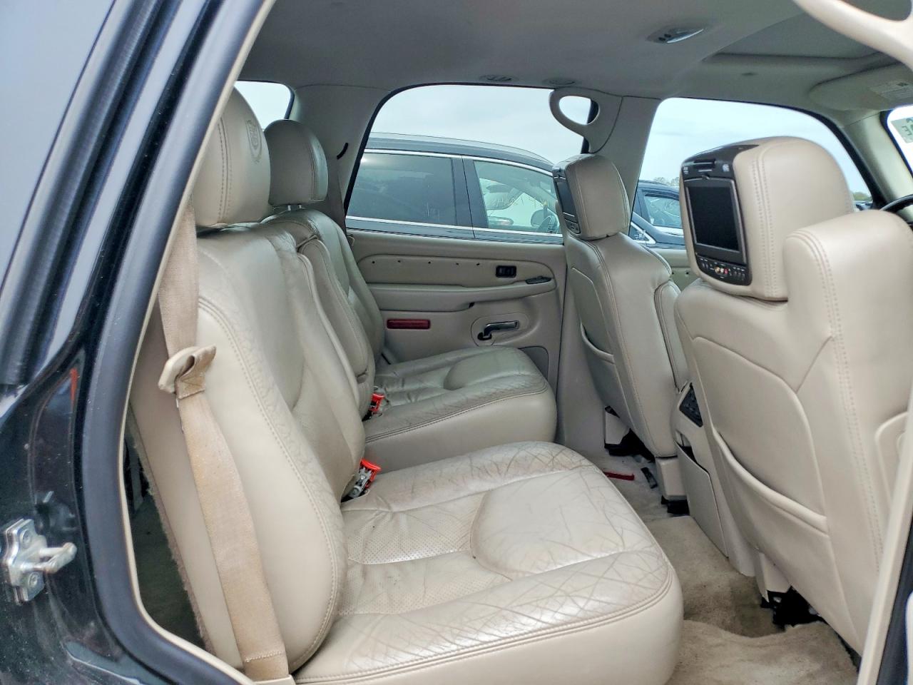 2006 CADI Escalade VIN 1GYEK63N76R114540 photo 11