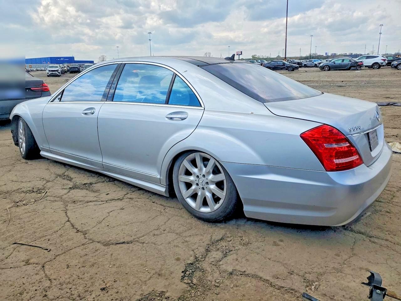 2013 Mercedes-Benz S class VIN WDDNG9EB4DA535533 photo 2