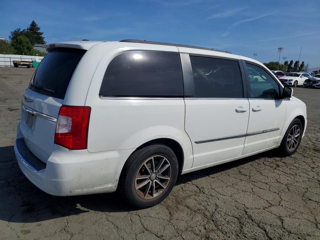2015 Chrysler Minivan VIN 2C4RC1BG6FR510124 photo 3
