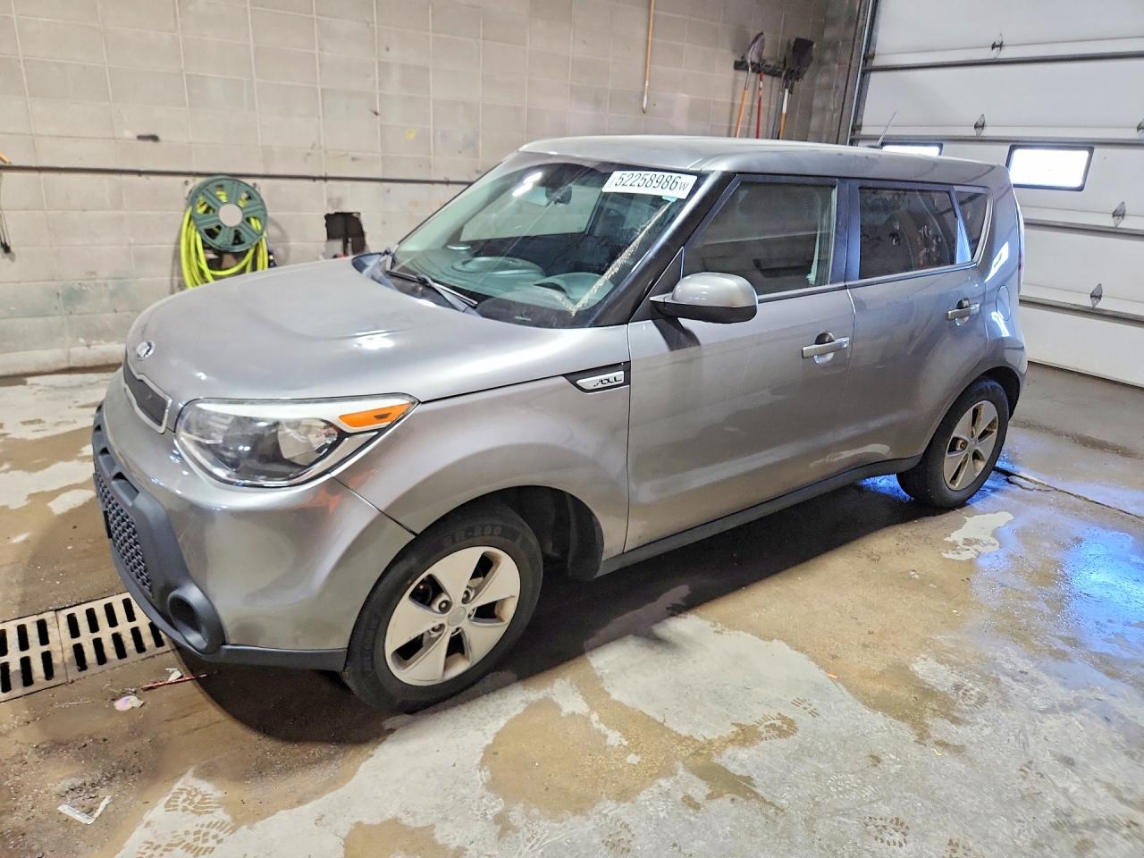 2015 Kia Soul base VIN KNDJN2A28F7225610 photo 1