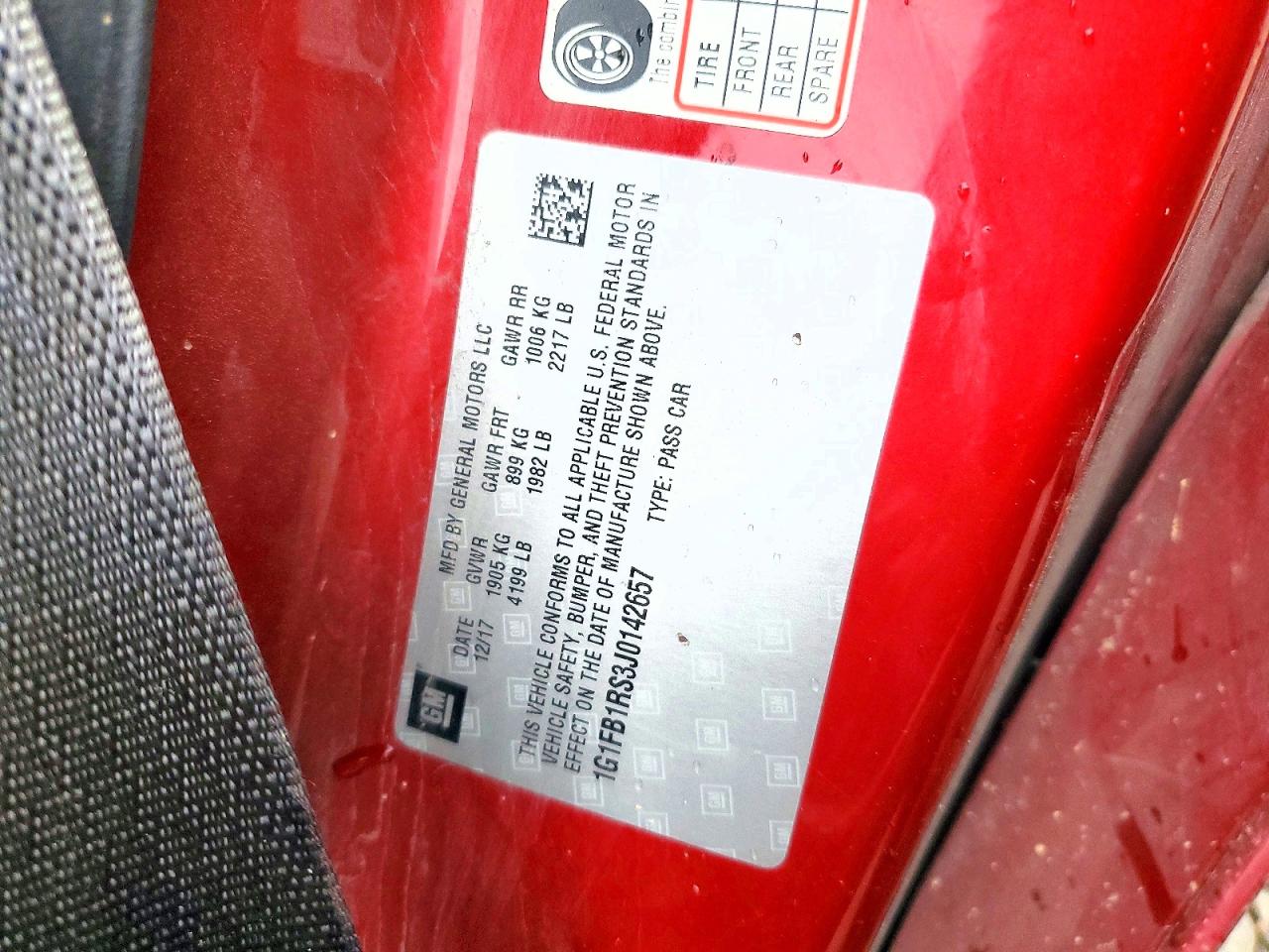 2018 Chevrolet Camaro VIN 1G1FB1RS3J0142657 photo 12