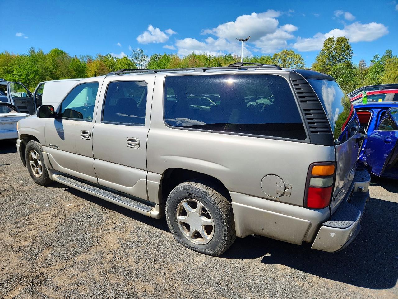 2005 GMC Yukon VIN 1GKFK66U55J266752 photo 2