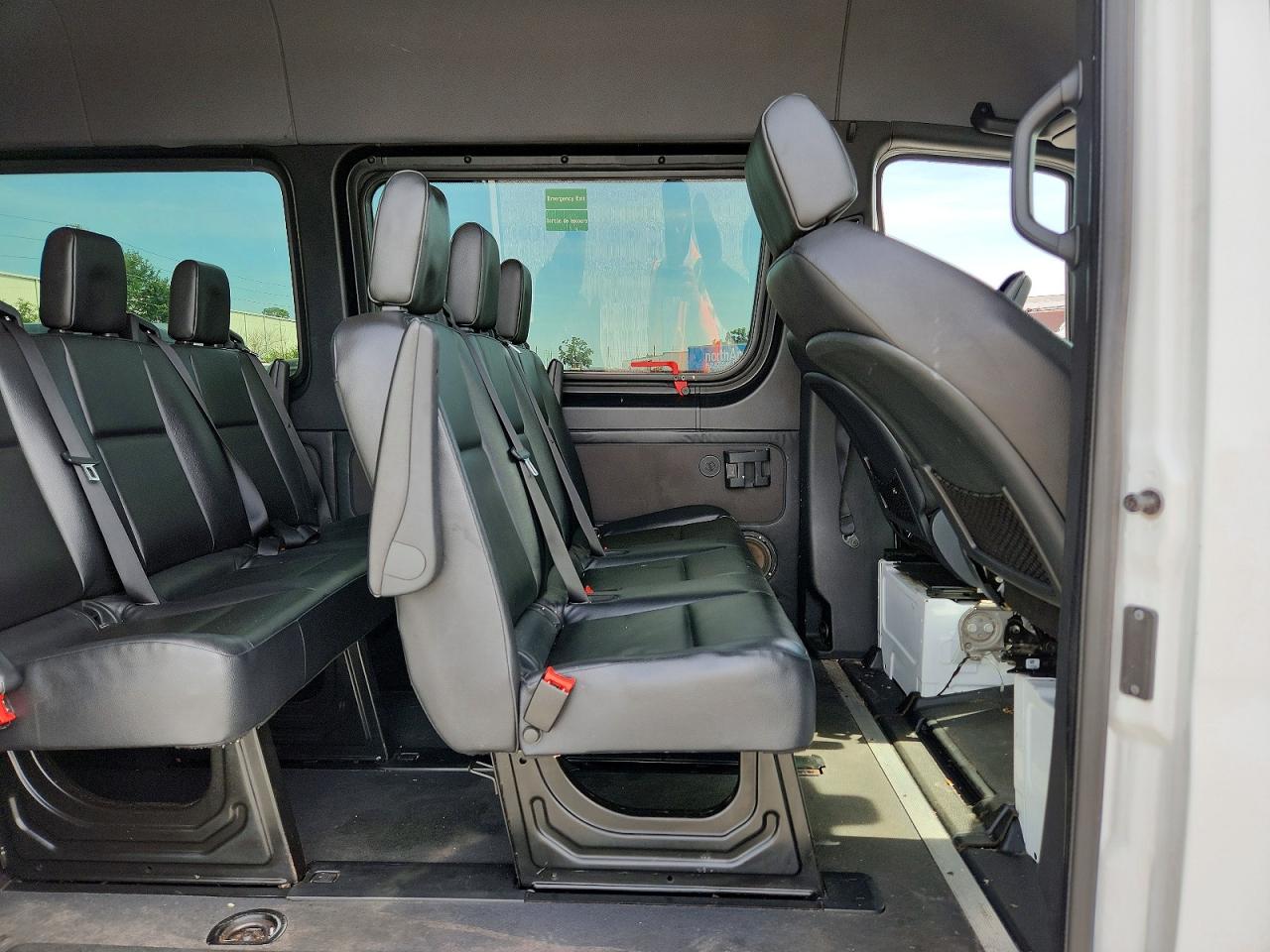 2020 Mercedes-Benz Sprinter VIN W1Z4EGHY3LT023210 photo 11