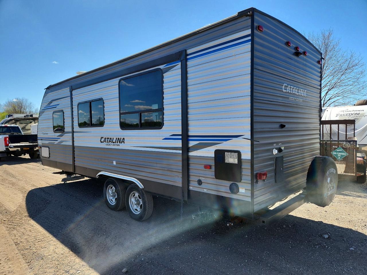 2019 FOREST Catalina VIN 5ZT2CANB0KU033493 photo 3