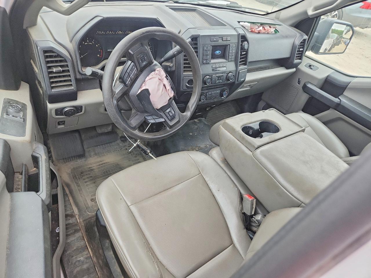 2018 Ford F150 VIN 1FTMF1CB5JKC60872 photo 8