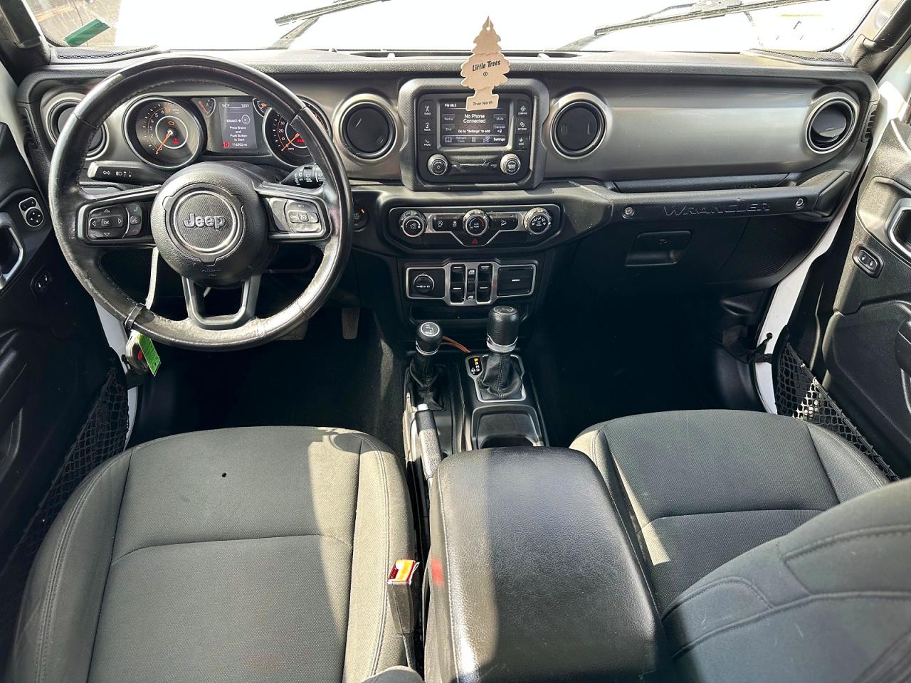 2018 Jeep Wrangler / VIN 1C4HJXDG5JW162480 photo 7