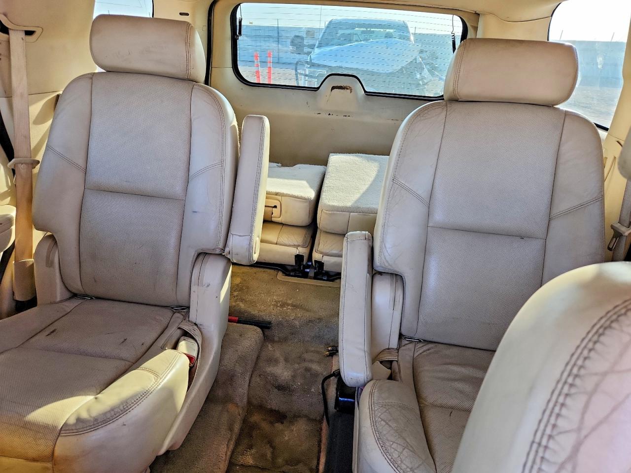 2007 Cadi Escalade VIN 1GYEC63827R290050 photo 10