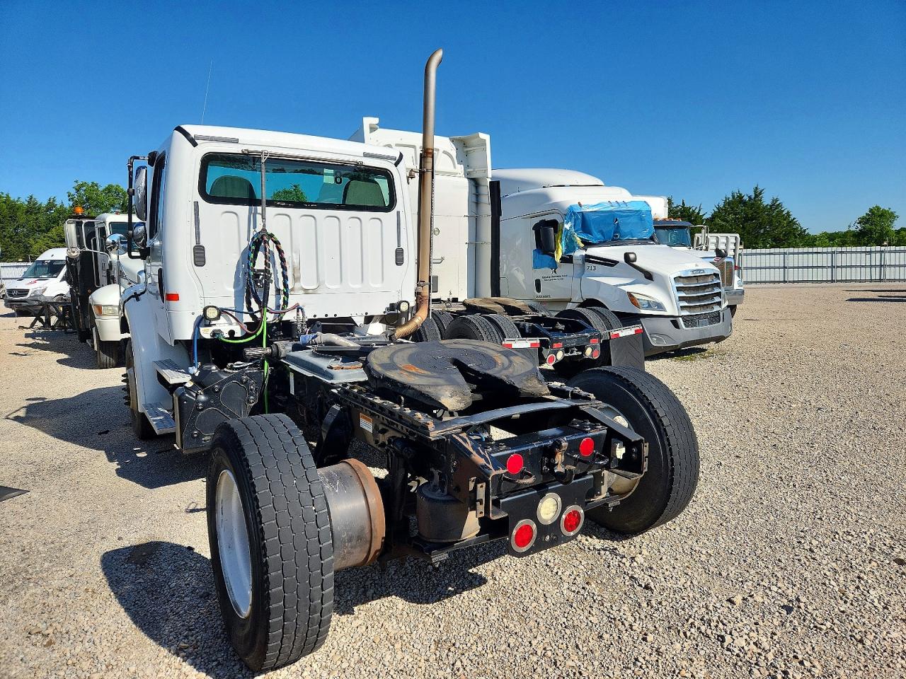 2015 FREIGHTLINER All other VIN 1FUBC5CY2FHGK0773 photo 3