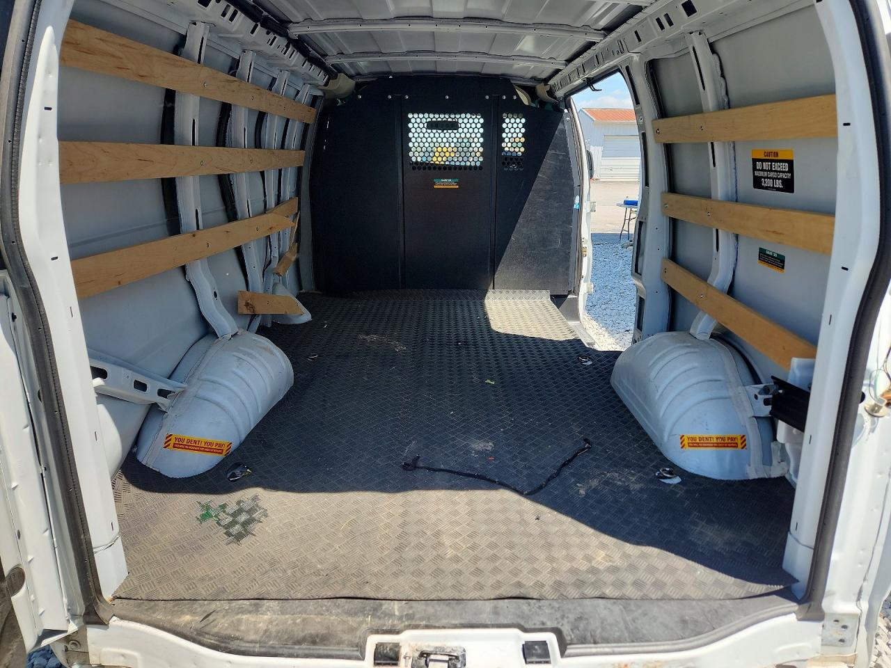 2025 CHEVROLET Express VIN 1GCWGAFP4S1250922 photo 10