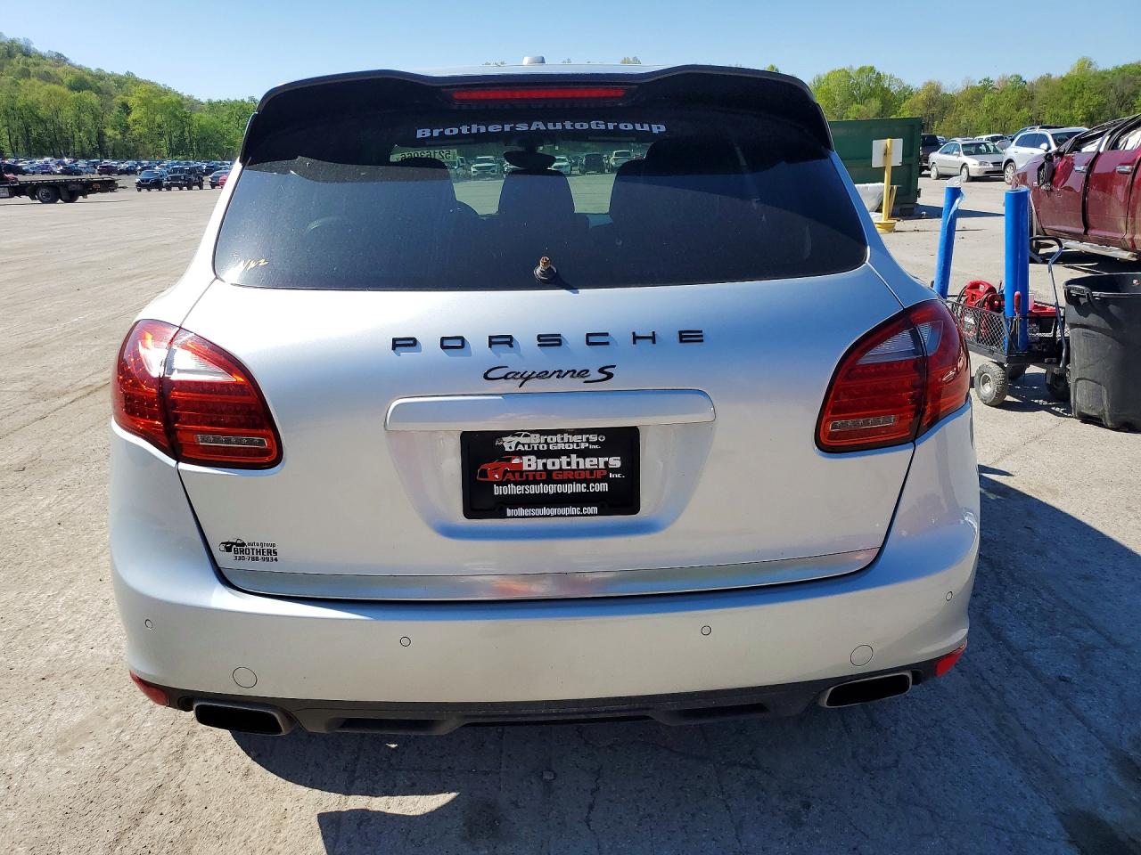 2011 Porsche Cayenne VIN WP1AB2A25BLA45834 photo 6