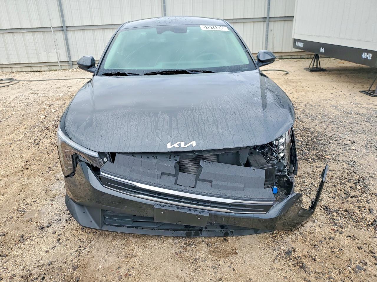 2025 Kia All other VIN 3KPFT4DE5SE132647 photo 5