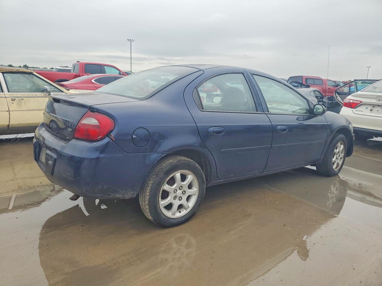 2005 Dodge Neon VIN 1B3ES56C65D276179 photo 3