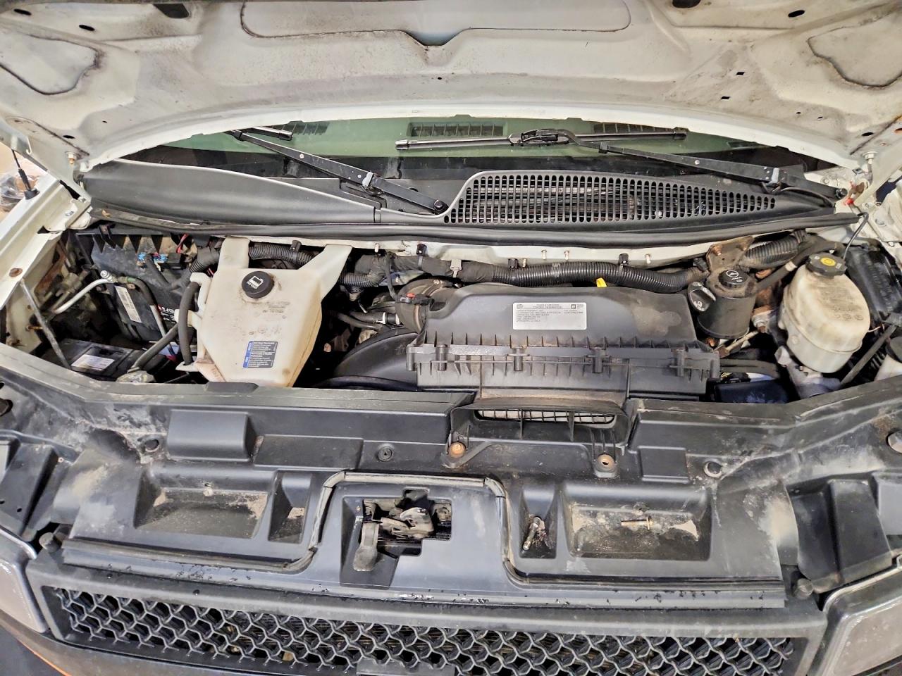 2020 CHEV Express VIN 1GCWGAFP9L1179699 photo 12