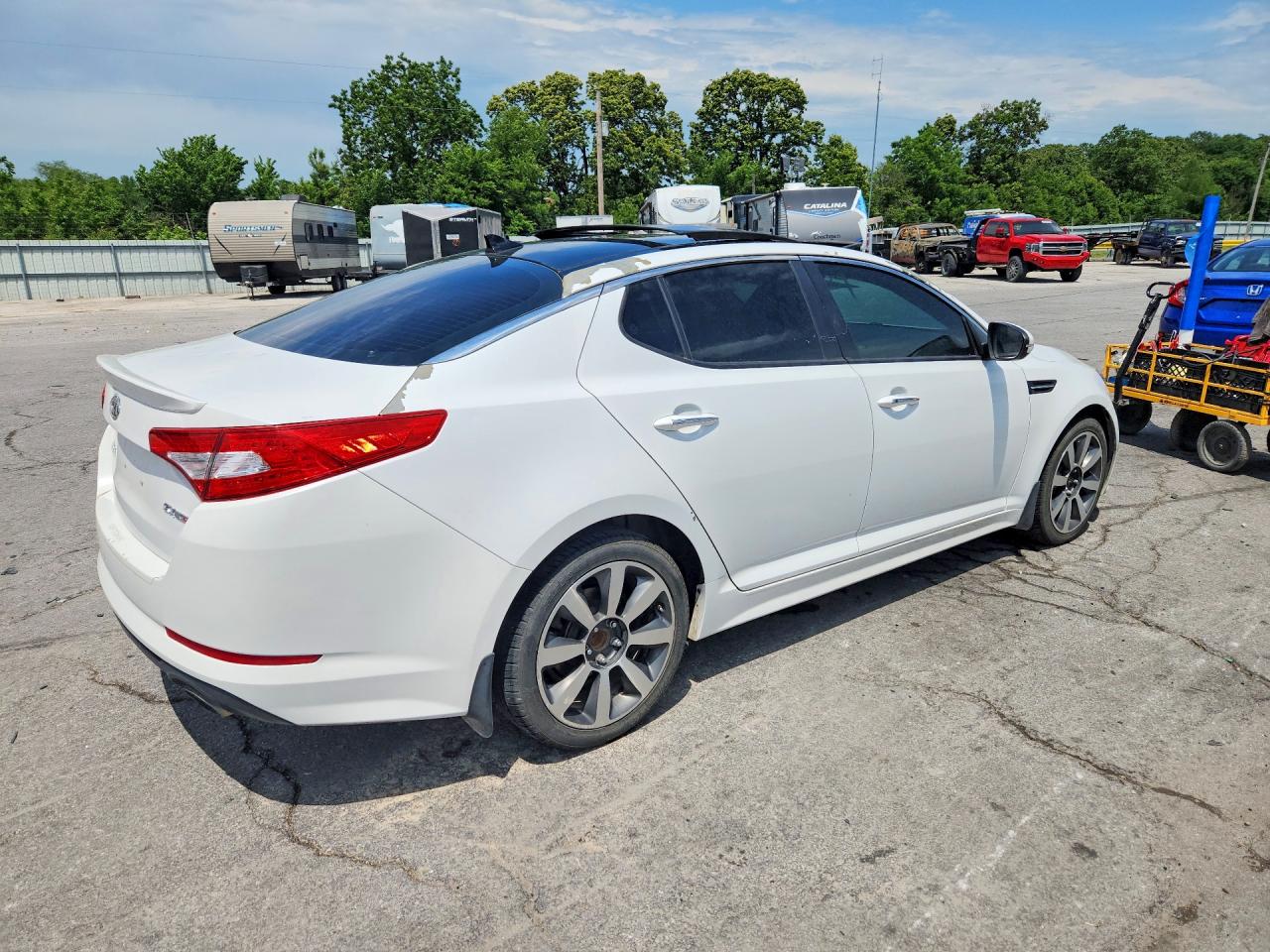 2012 Kia Optima VIN 5XXGR4A66CG073911 photo 3
