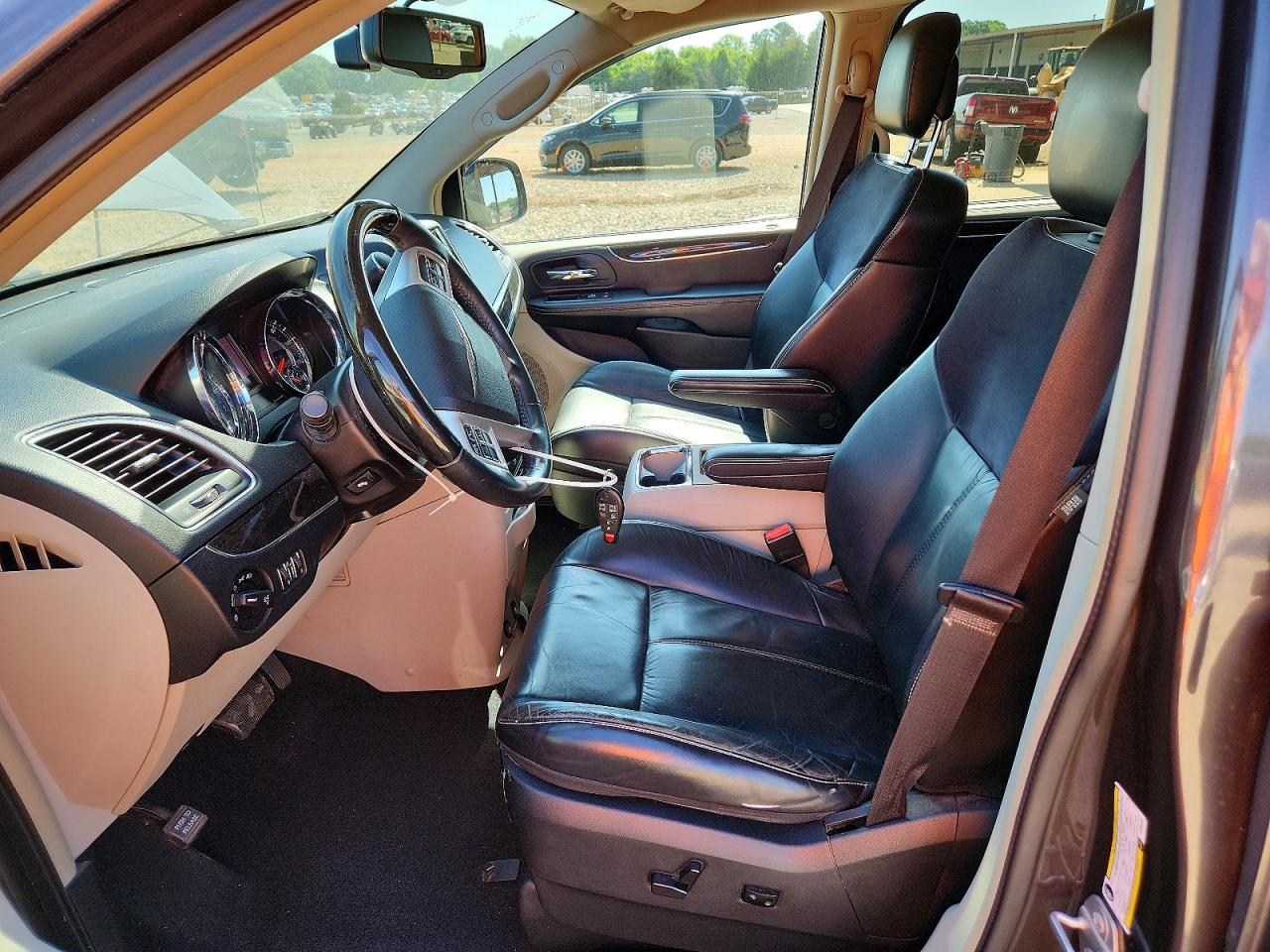 2015 Chrysler Minivan VIN 2C4RC1GG2FR506225 photo 7