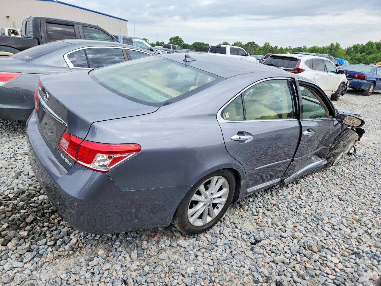 2012 Lexus ES350 VIN JTHBK1EG7C2481144 photo 3