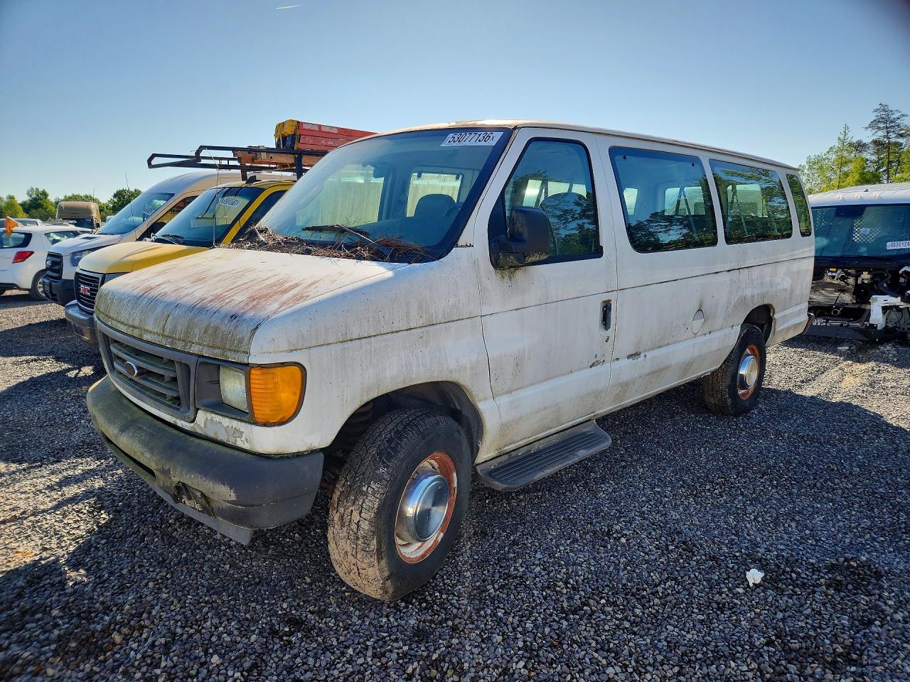 2003 Ford Econoline VIN 1FBSS31LX3HB90820 photo 1