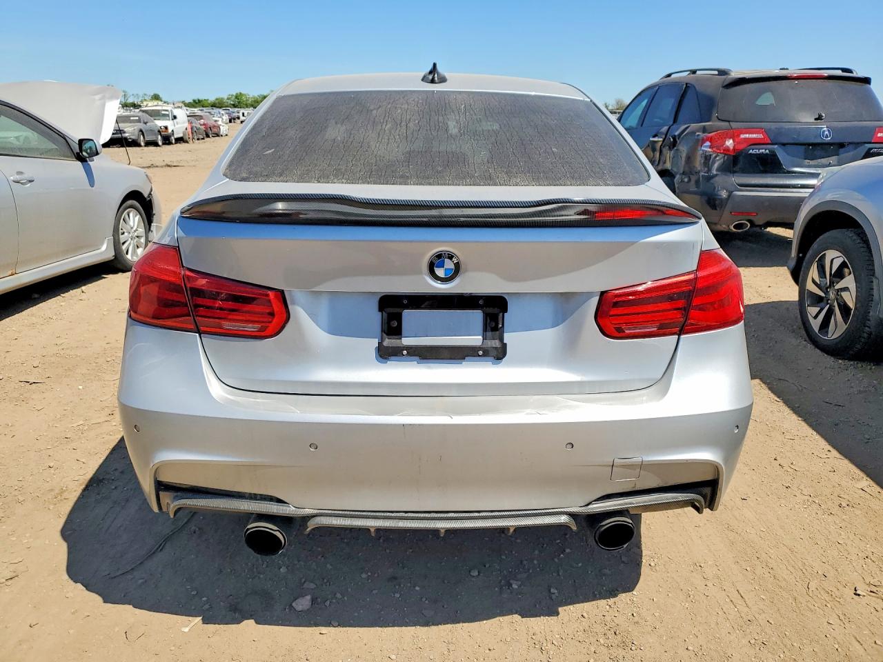 2017 BMW 3 series VIN WBA8D9G35HNU61556 photo 6