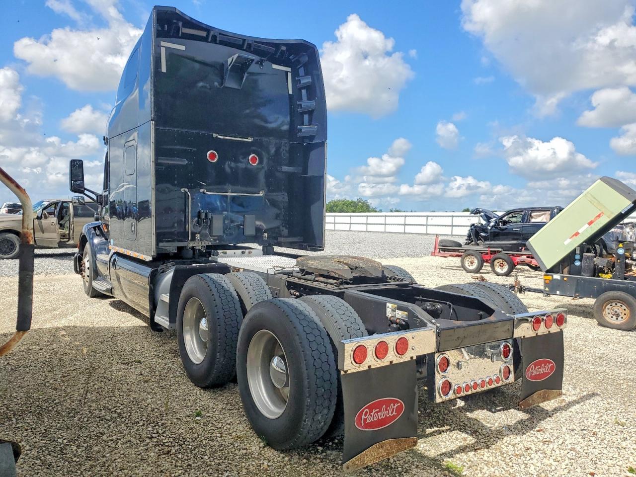 2020 PETERBILT All other VIN 1XPBDP9X8LD669375 photo 3