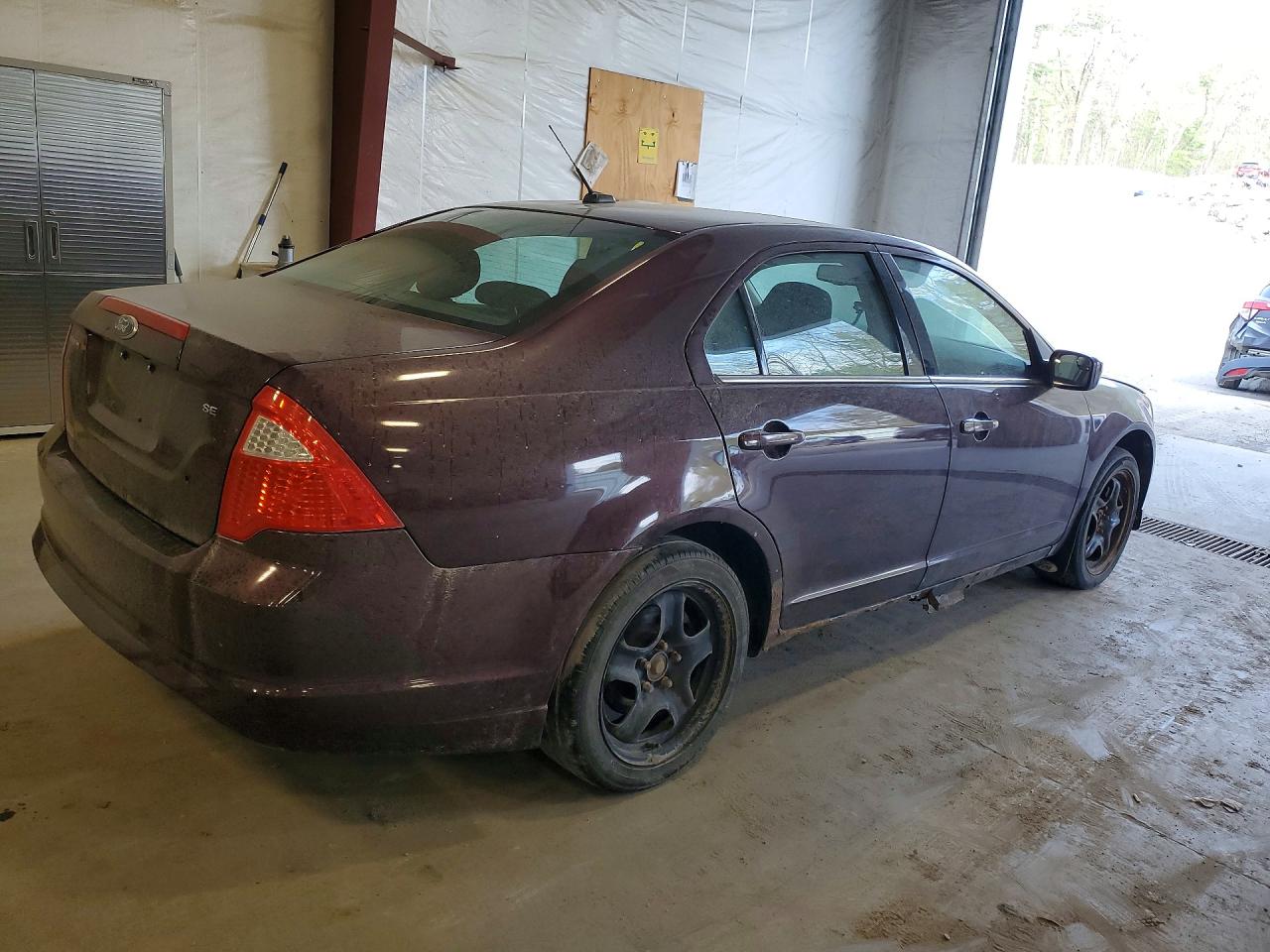 2011 FORD Fusion VIN 3FAHP0HA4BR216504 photo 3
