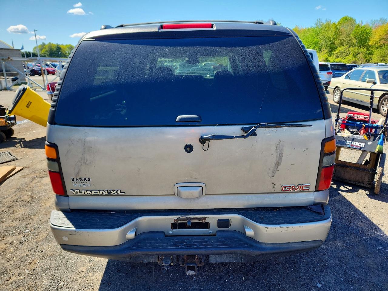 2005 GMC Yukon VIN 1GKFK66U55J266752 photo 6