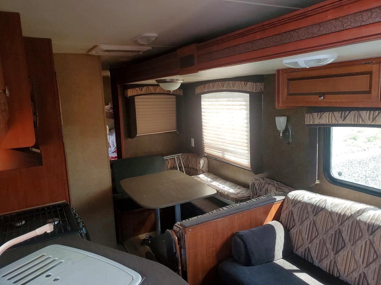 2013 JAYCO All models VIN 1UJBJ0BR4D18M0073 photo 6