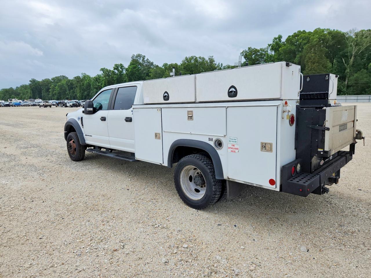 2019 Ford F450 VIN 1FD0W4HT9KEC83939 photo 2