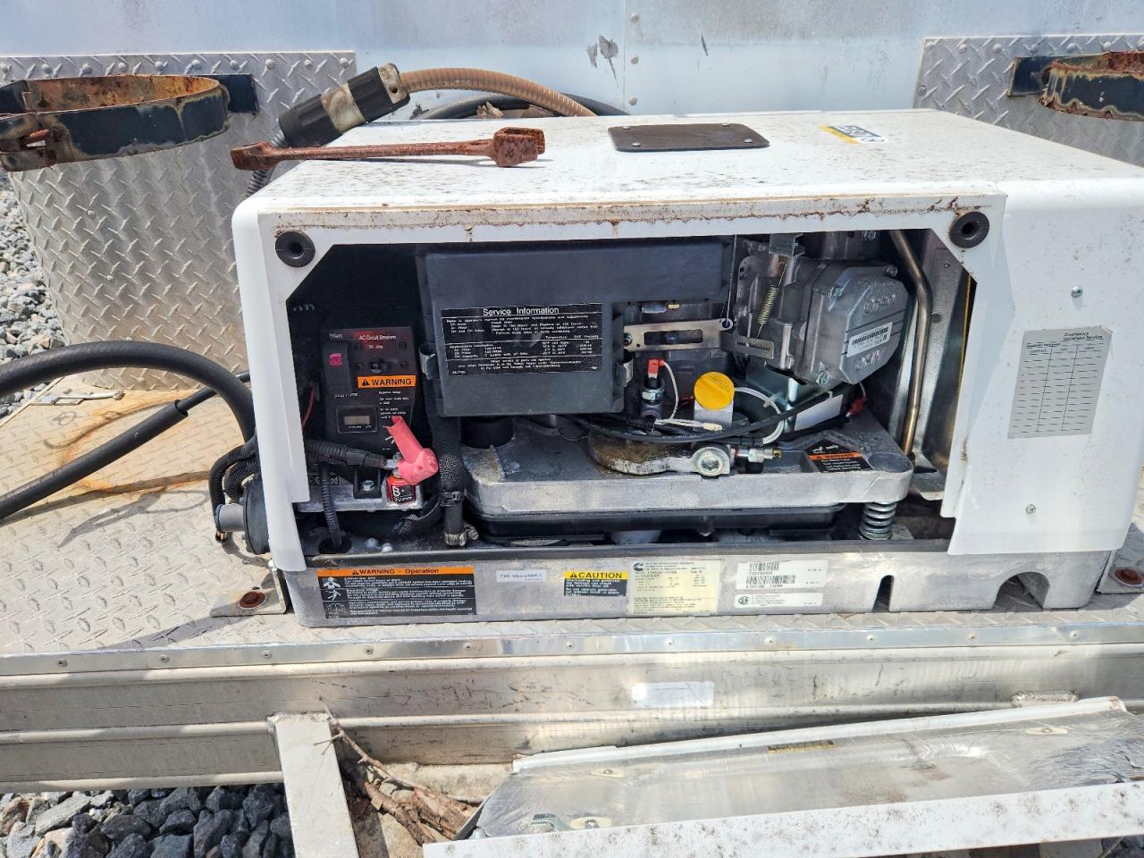 1999 PELSUE FIBER OPTIC SPLICING TRAILER VIN 4FGL01121XC518298 photo 8
