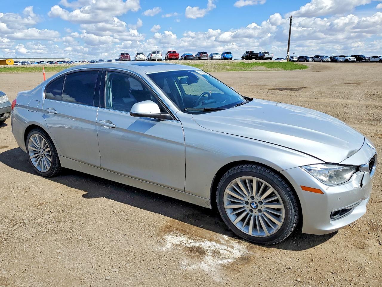 2014 BMW 3 series VIN WBA3D5C54EKX95469 photo 4