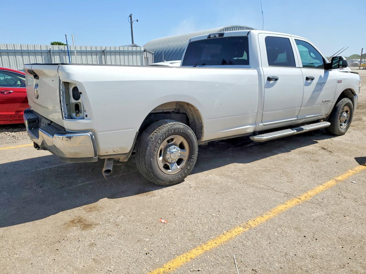 2021 Ram 2500 VIN 3C6UR4HJ5MG578311 photo 3