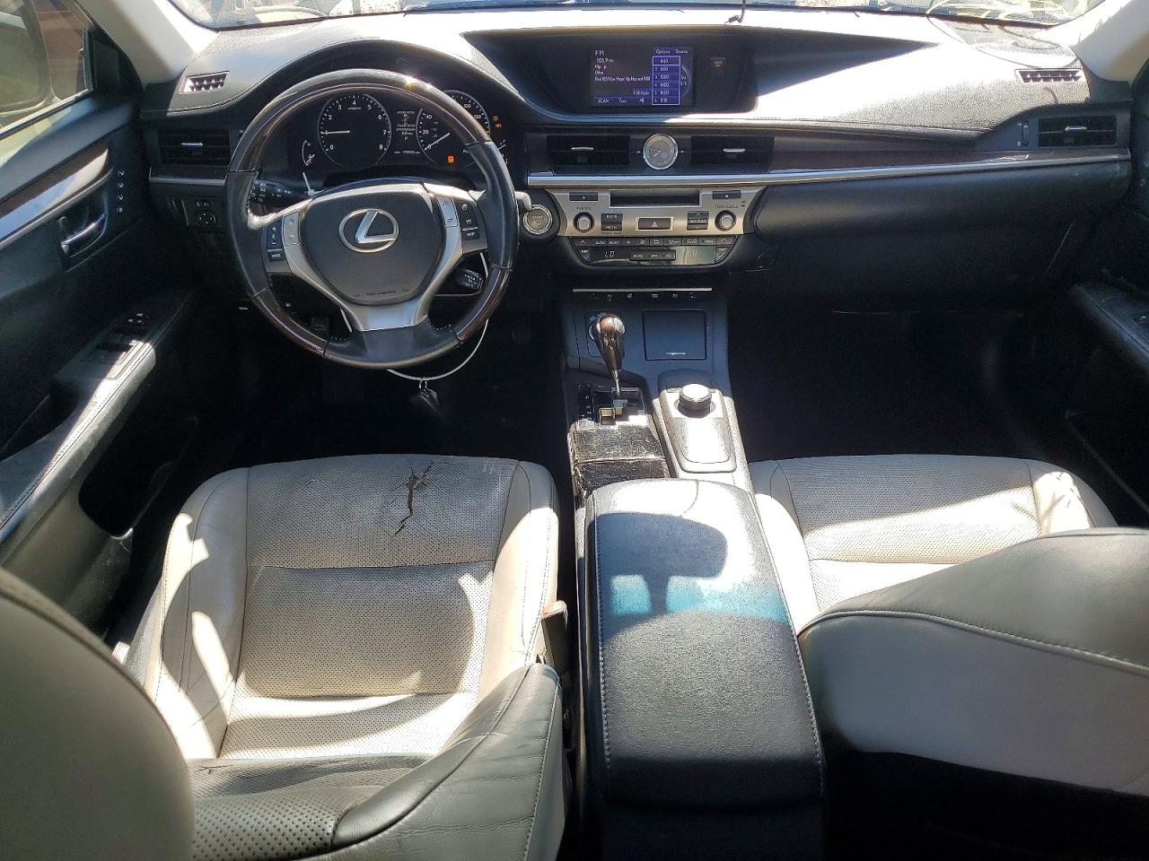 2013 Lexus ES350 VIN JTHBK1GG3D2077143 photo 8