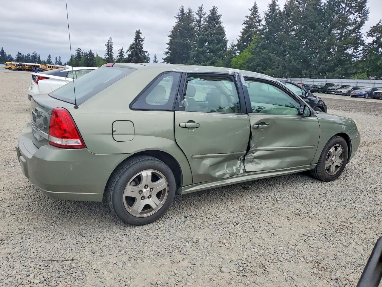 2004 Chevrolet Malibu VIN 1G1ZU64824F238829 photo 3