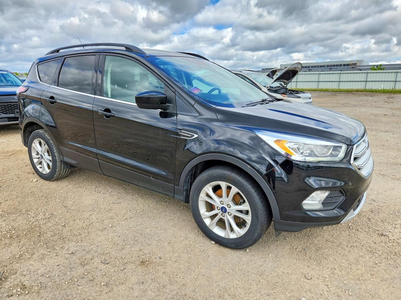 2018 Escape VIN 1FMCU0HDXJUC68746 photo 4