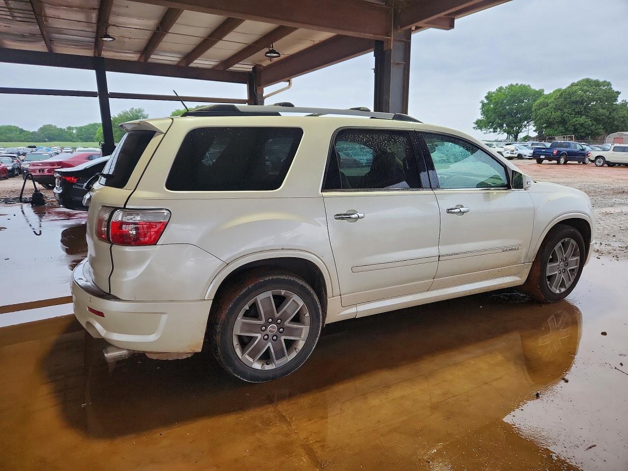 2012 GMC Acadia den VIN 1GKKRTED1CJ269512 photo 3