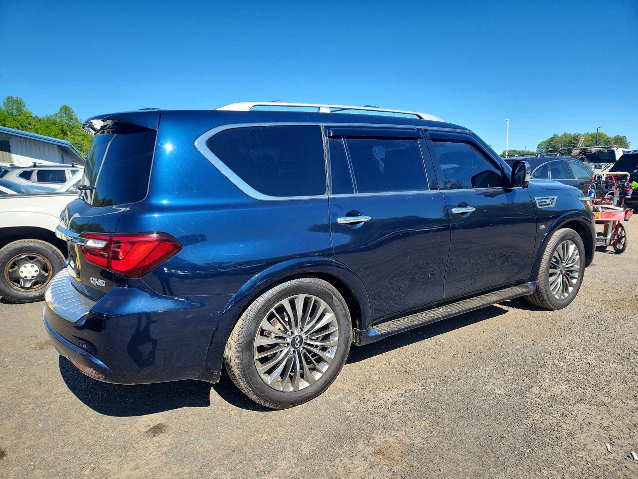 2018 Infiniti Qx80 VIN JN8AZ2NC8J9440140 photo 3