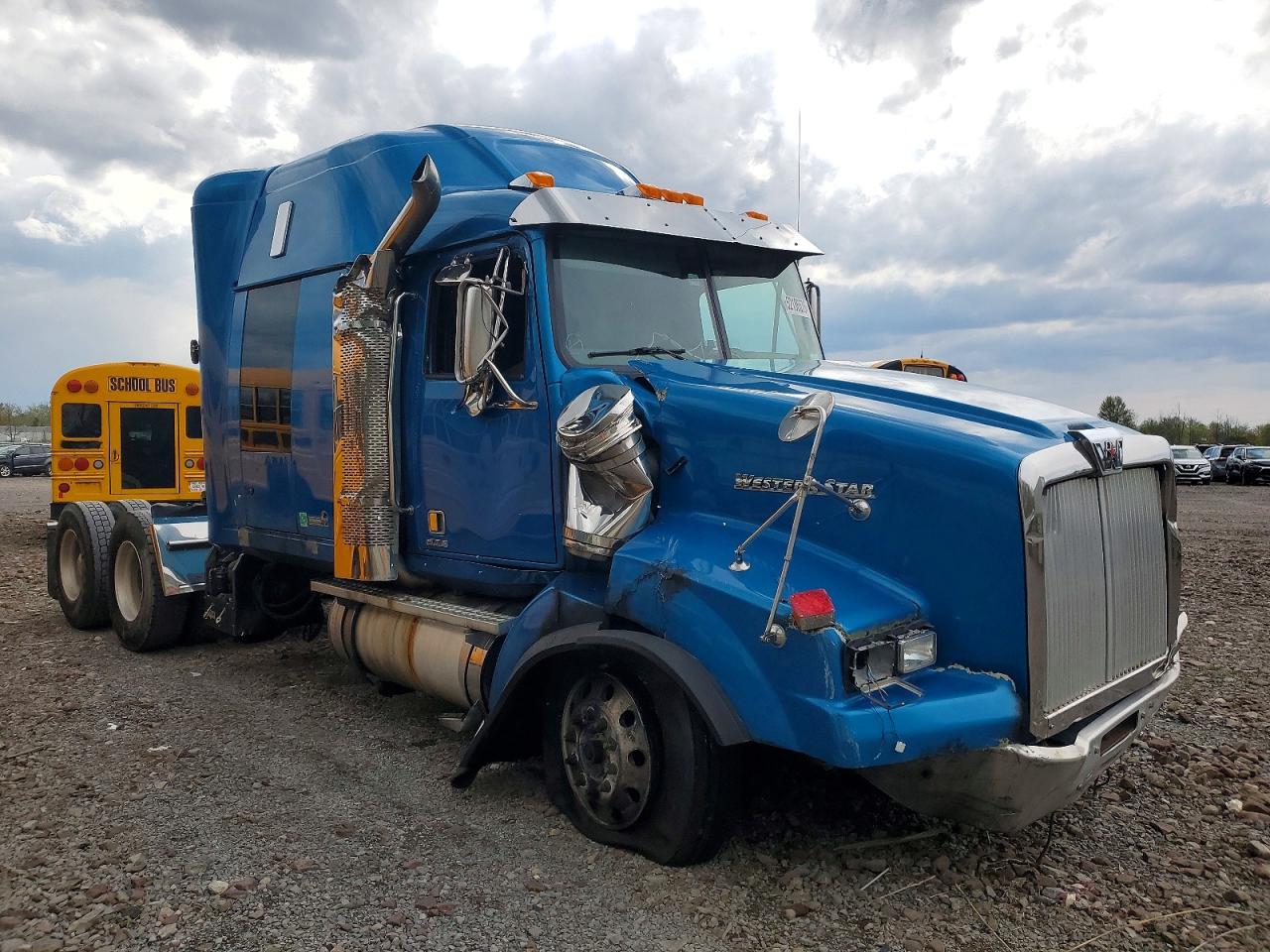 2017 WESTERN All other VIN 5KKXAMCG6HPJB4092 photo 1