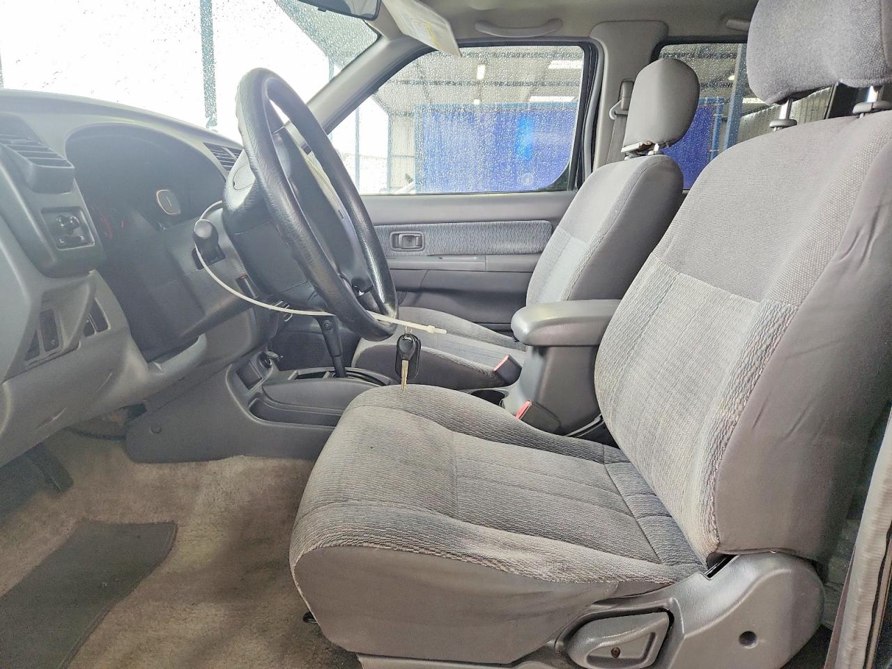 2000 NISSAN Frontier VIN 1N6ED27T8YC391752 photo 7