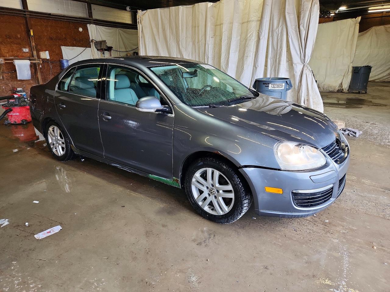 2007 Volkswagen Jetta VIN 3VWEF71K07M065786 photo 4
