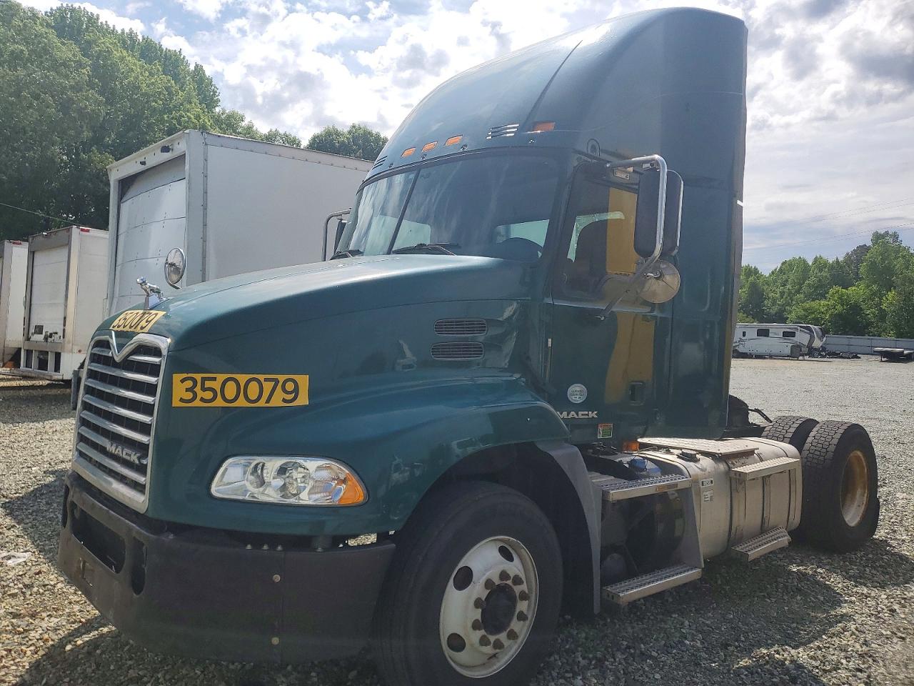 2016 MACK All other VIN 1M1AW01X8GM008025 photo 2
