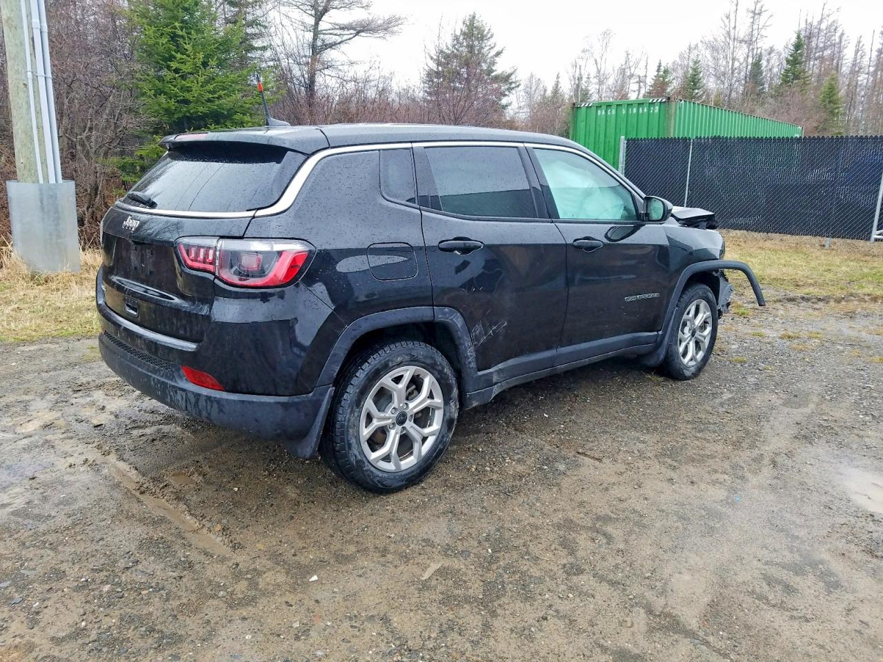 2025 Jeep Compass VIN 3C4NJDAN1ST520427 photo 3
