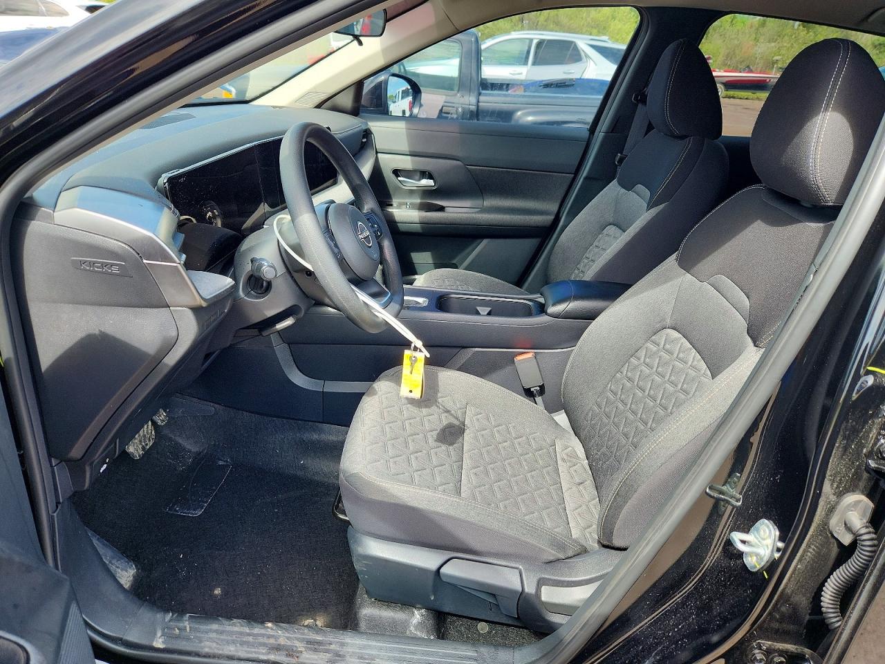 2026 Nissan Kicks VIN 3N8AP6CB2TL322733 photo 7