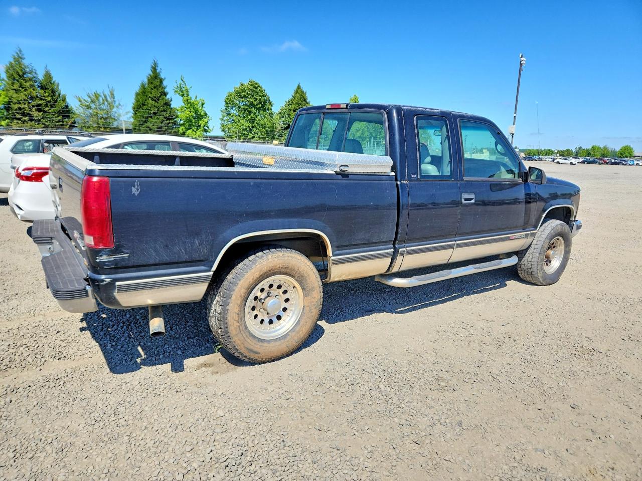 1997 GMC SIERRA VIN 2GTEK19R6V1536518 photo 3