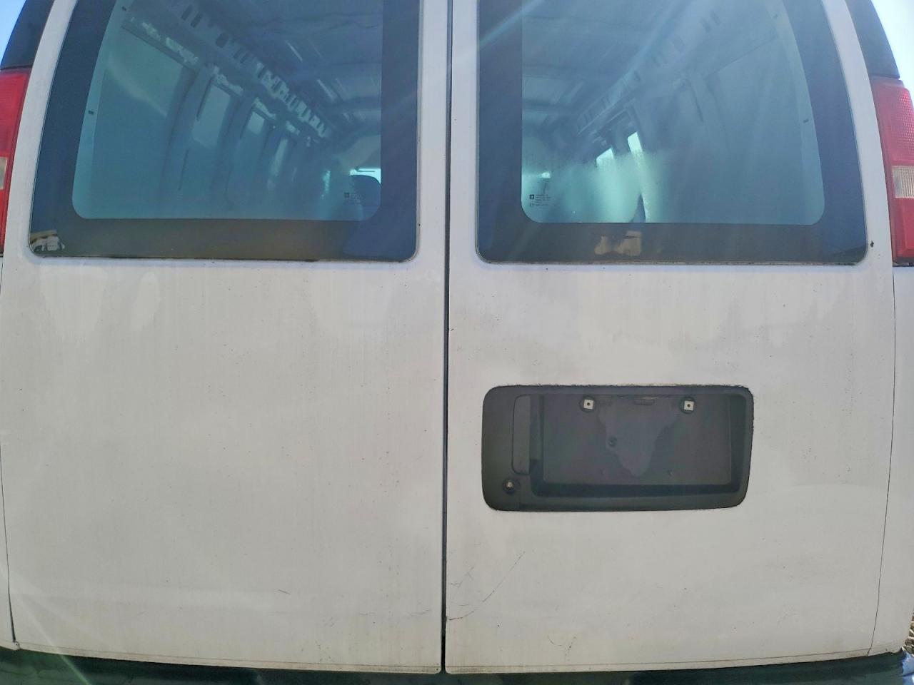 2008 CHEV Express VIN 1GCGG25C781216944 photo 10