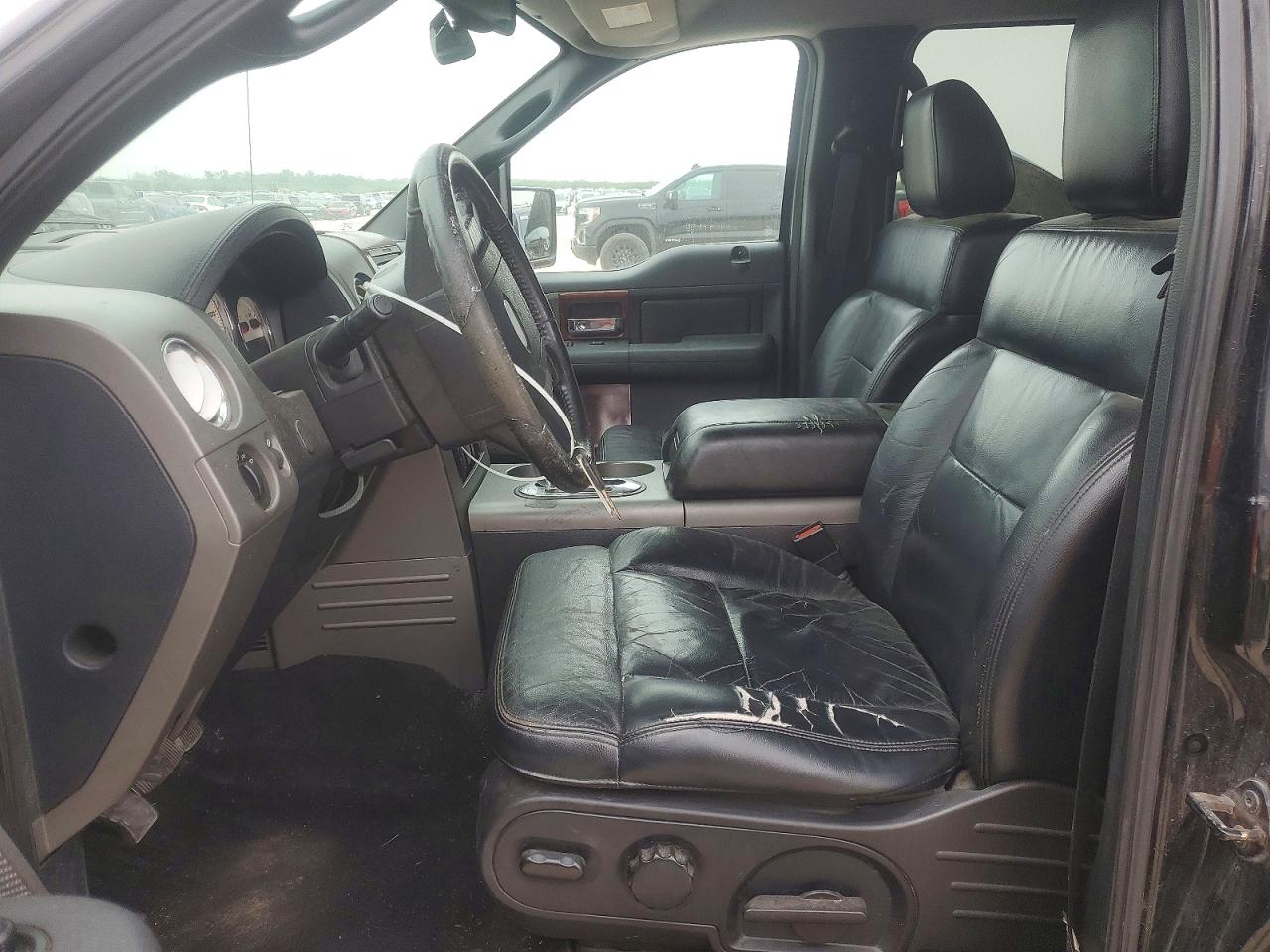 2005 Ford F150 VIN 1FTPW12535KD37236 photo 7