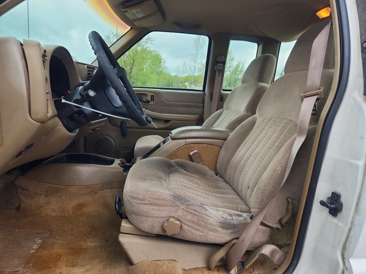 1998 CHEV S10 VIN 1GCCS1949WK267539 photo 7