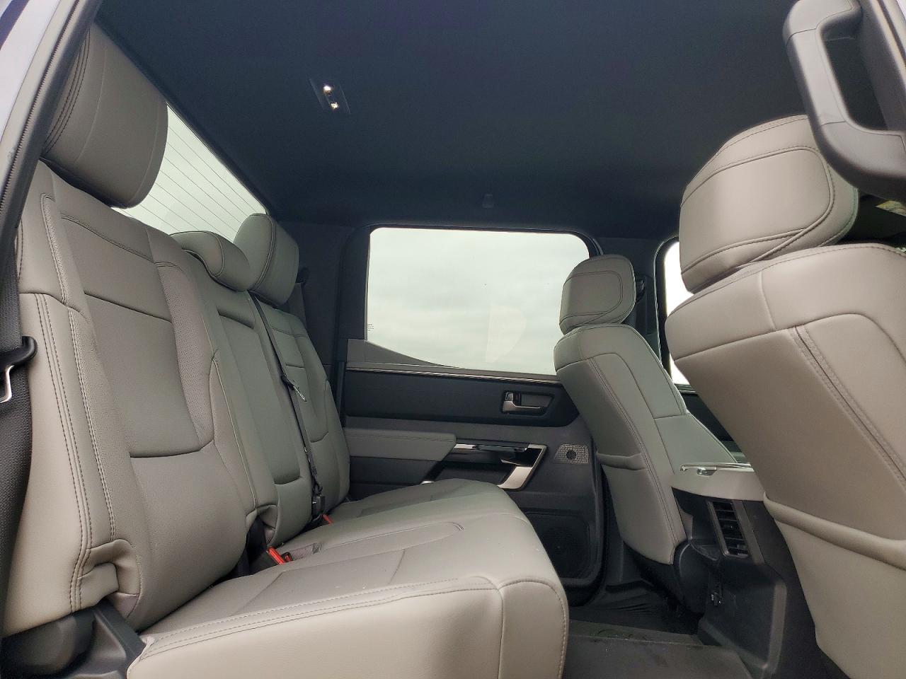 2026 Toyota Tundra VIN 5TFWA5EC9TX049247 photo 10