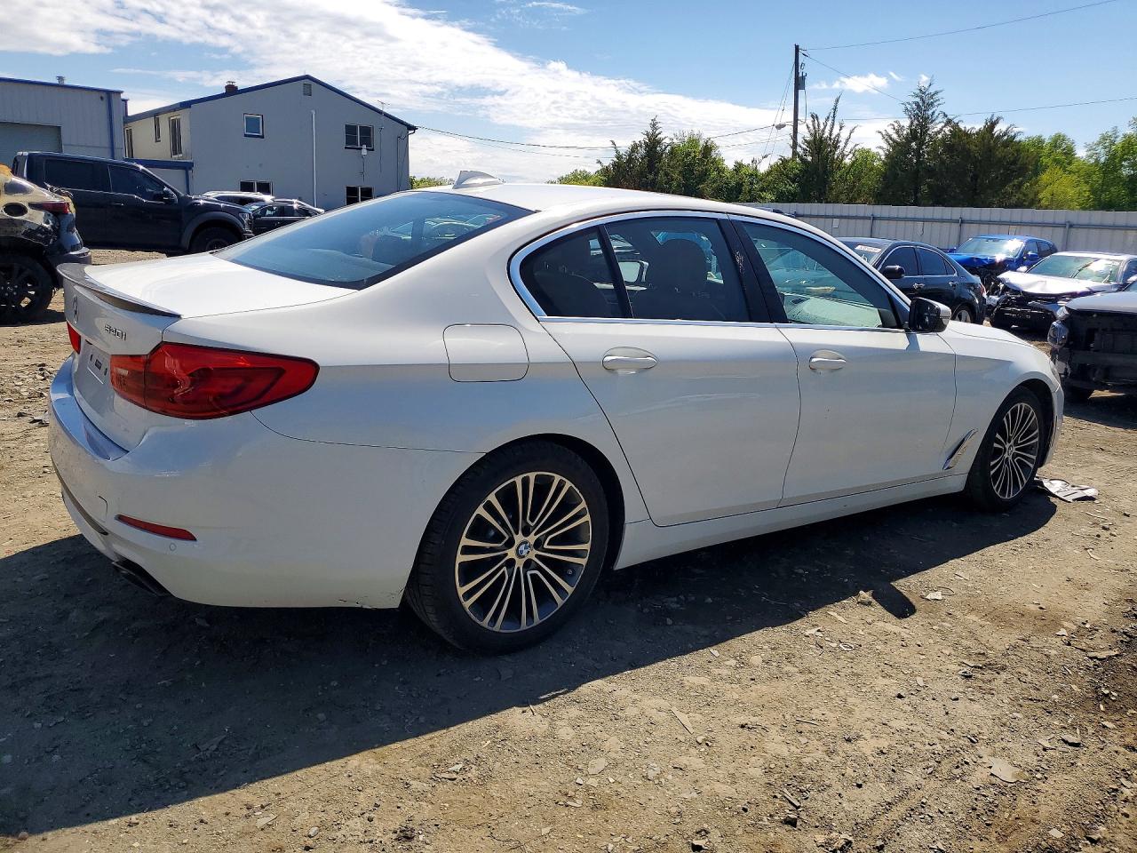 2019 BMW 5 series VIN WBAJE7C53KWW08453 photo 3