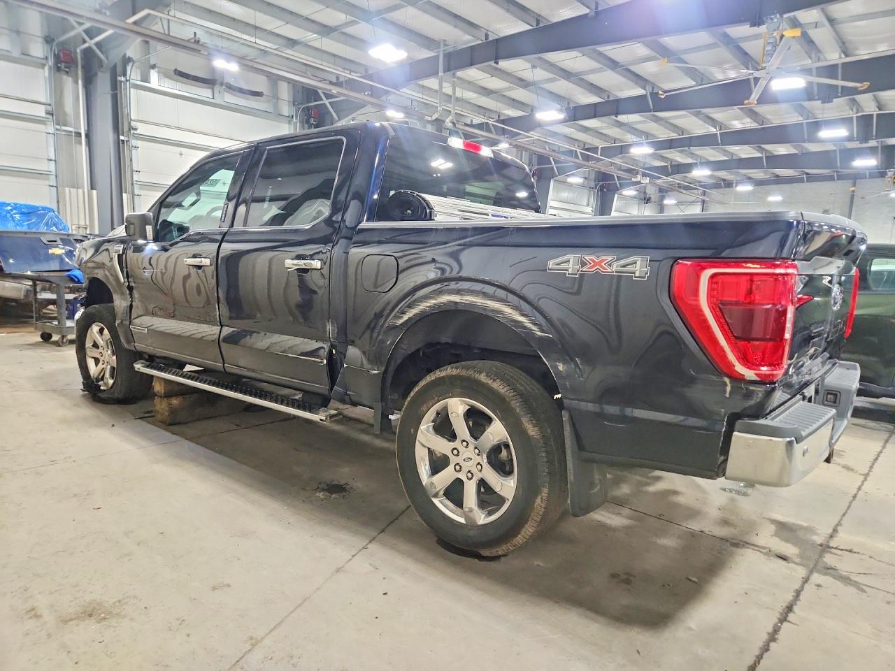 2021 Ford F150 VIN 1FTFW1ED8MFA70410 photo 2